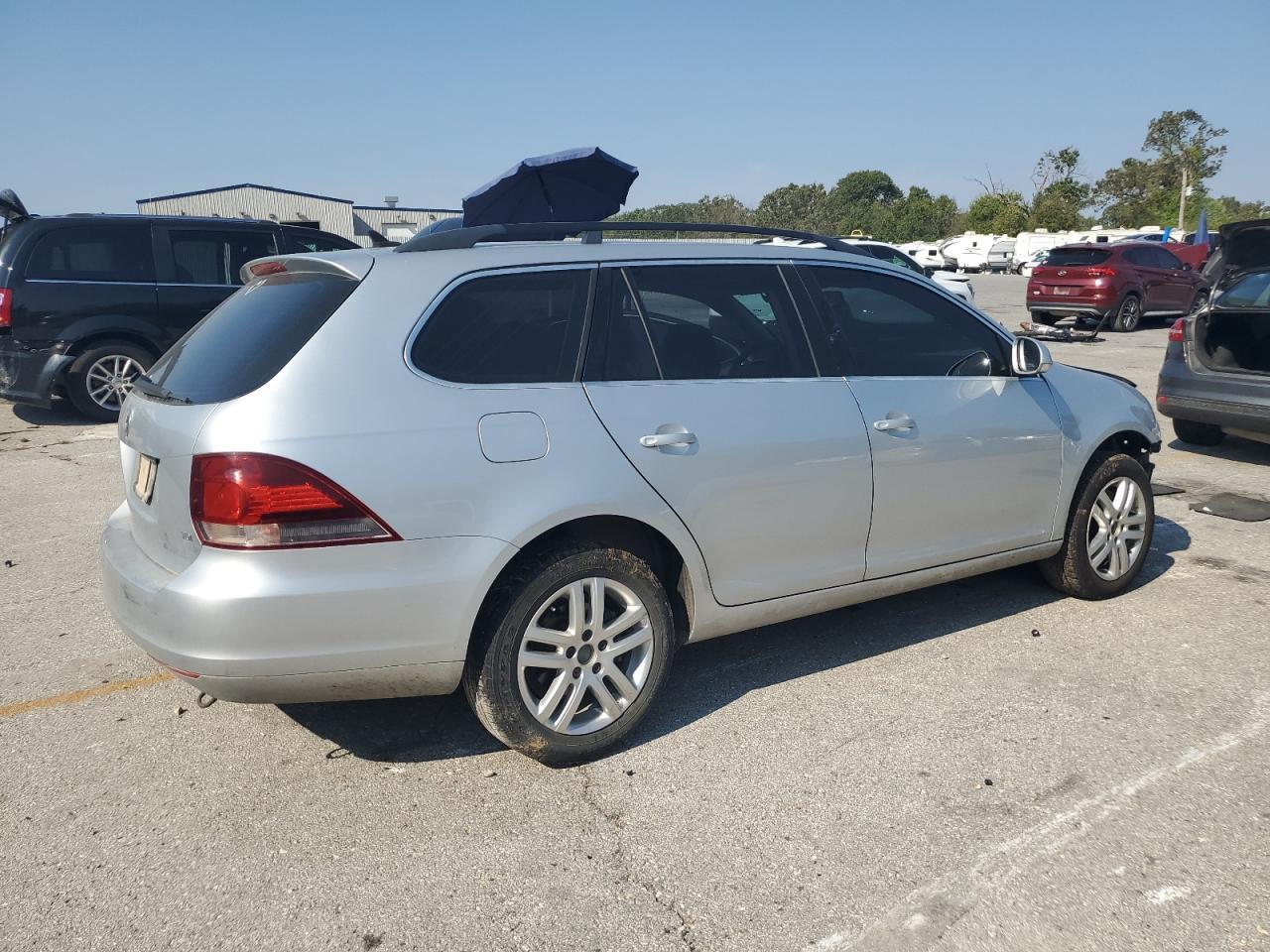 2011 VOLKSWAGEN JETTA