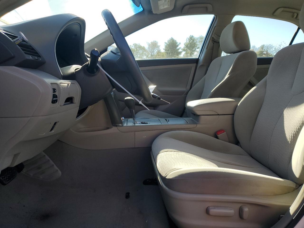 2011 TOYOTA CAMRY