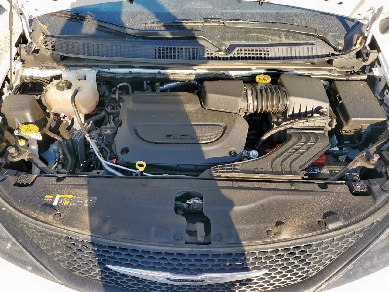 2023 CHRYSLER Voyager