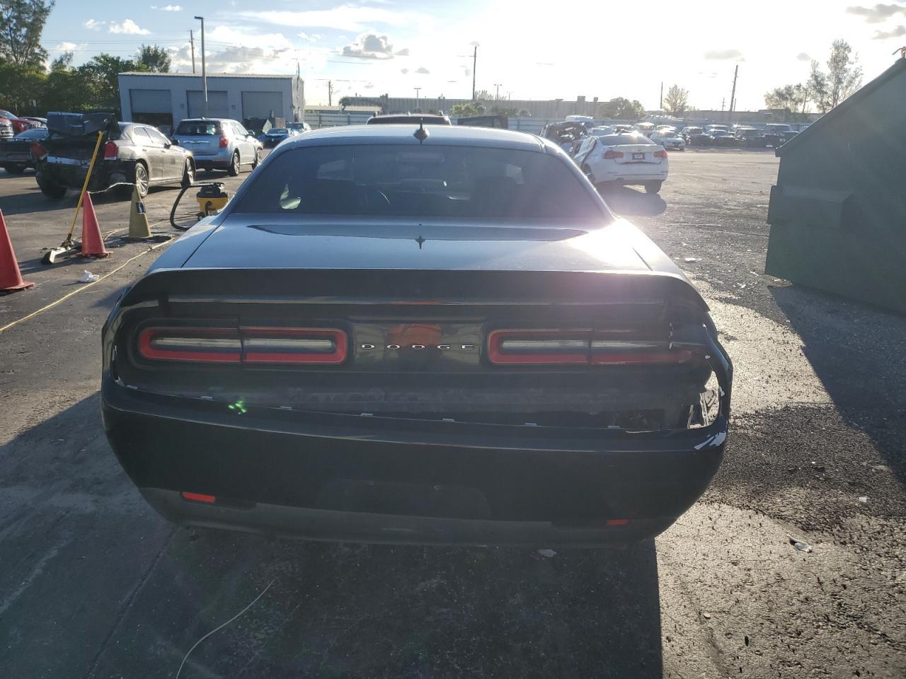 2022 DODGE Challenger