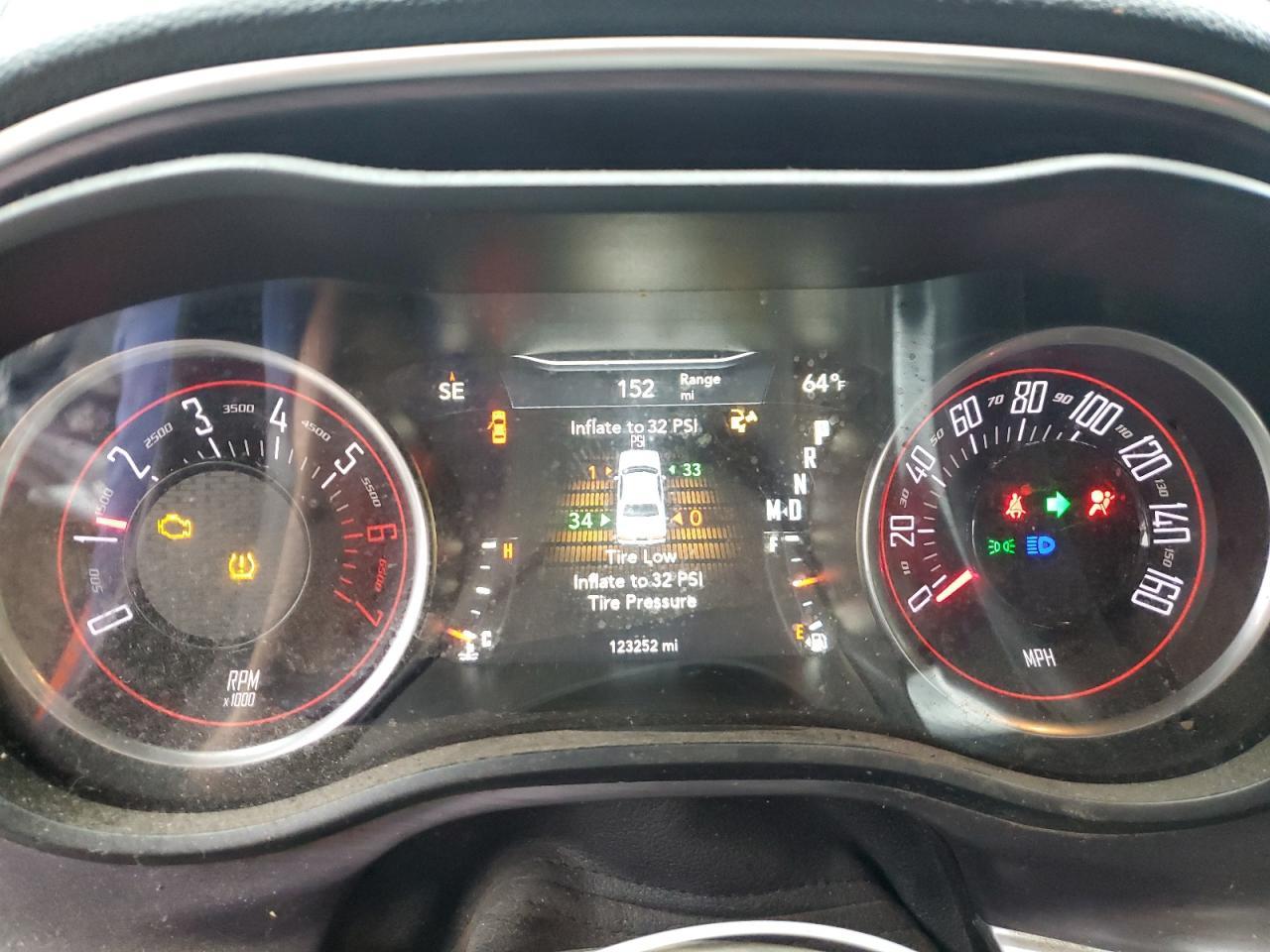 2017 DODGE Challenger