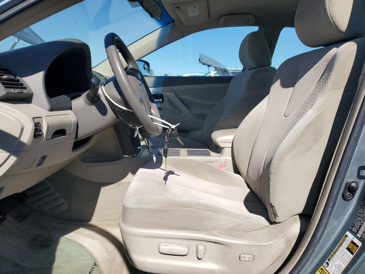 2010 TOYOTA CAMRY