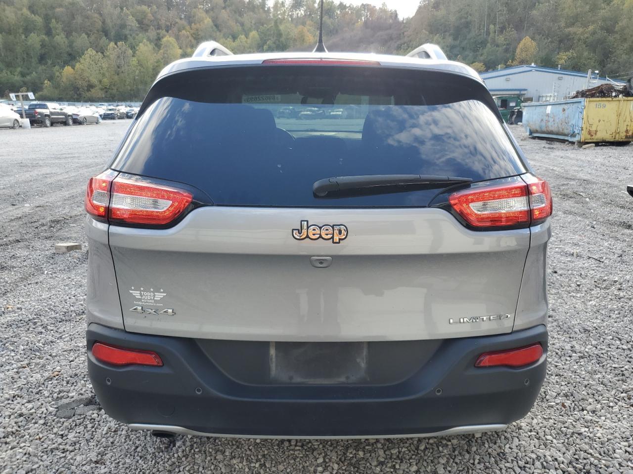 2018 JEEP CHEROKEE
