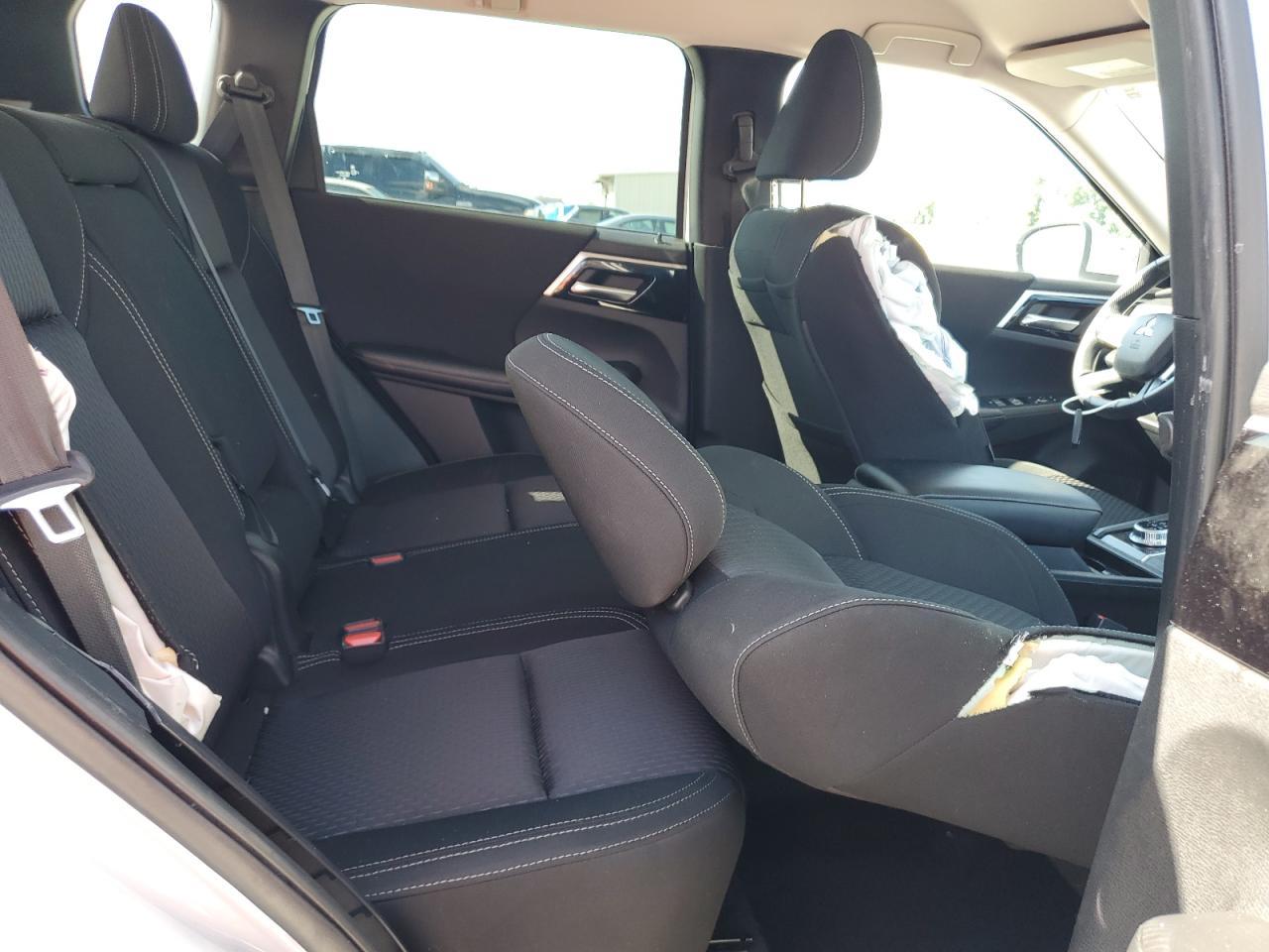 2022 MITSUBISHI outlander