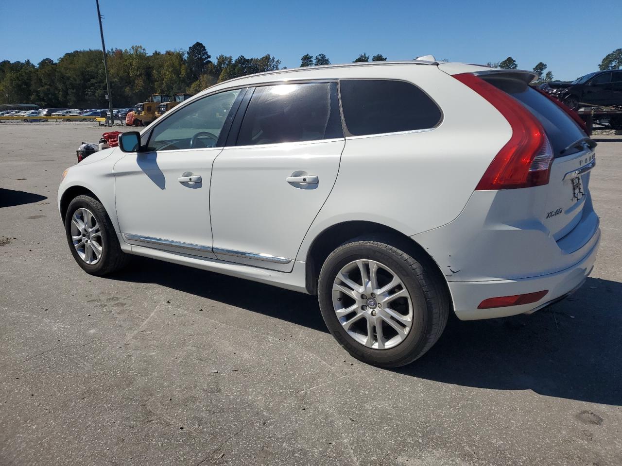 2016 VOLVO XC60