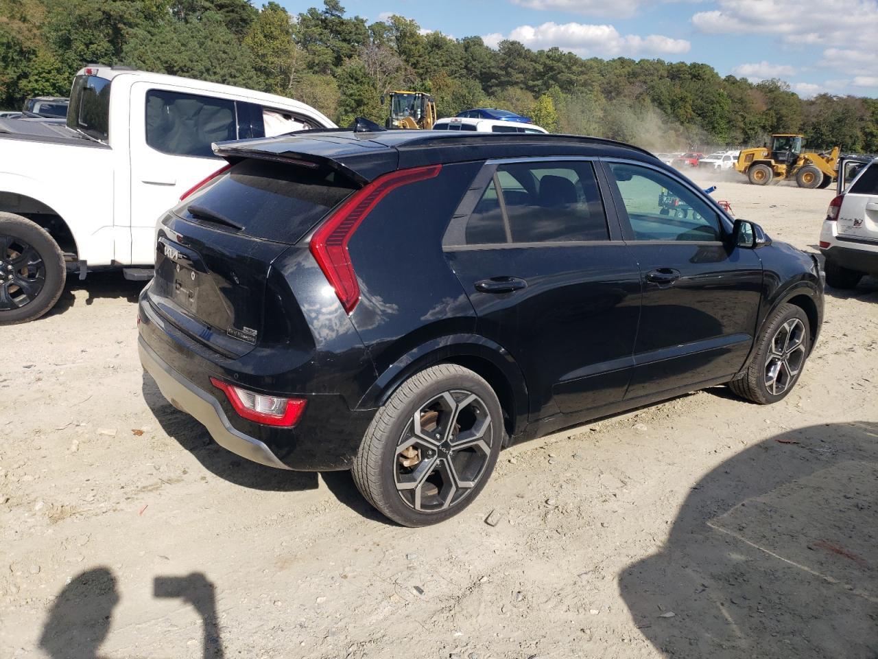 2023 KIA Niro