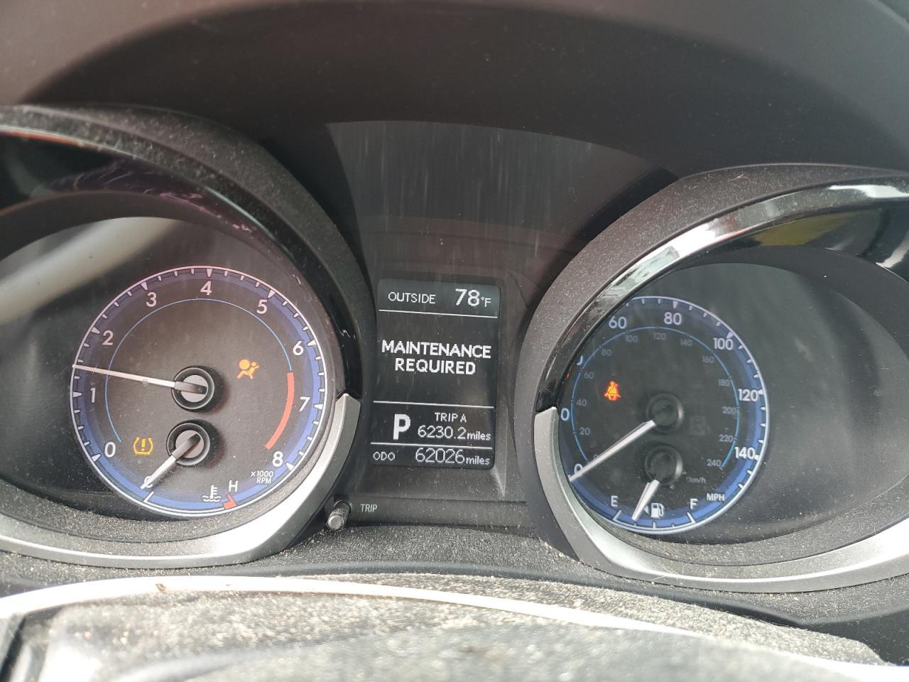 2015 TOYOTA COROLLA