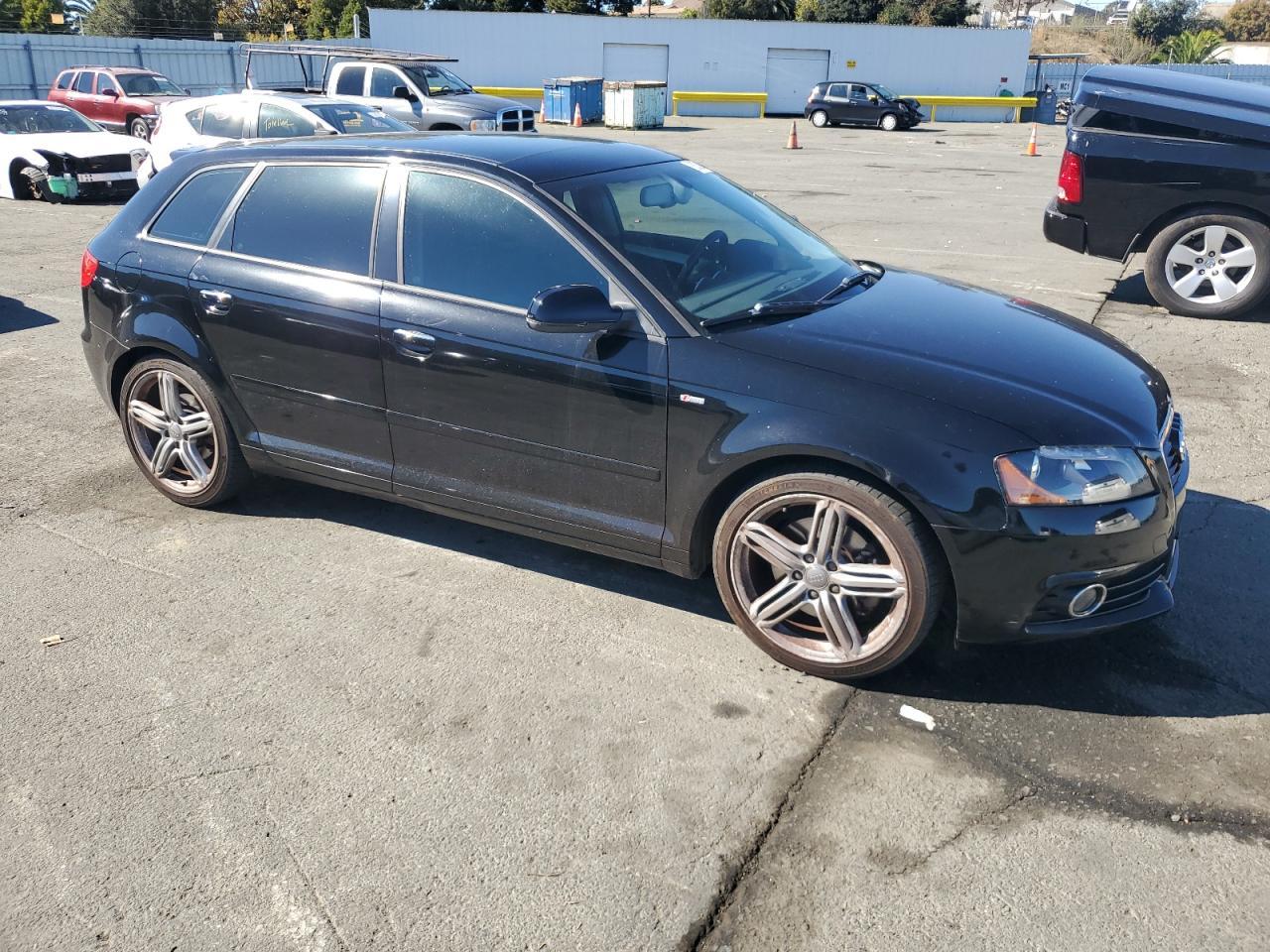 2011 AUDI A3