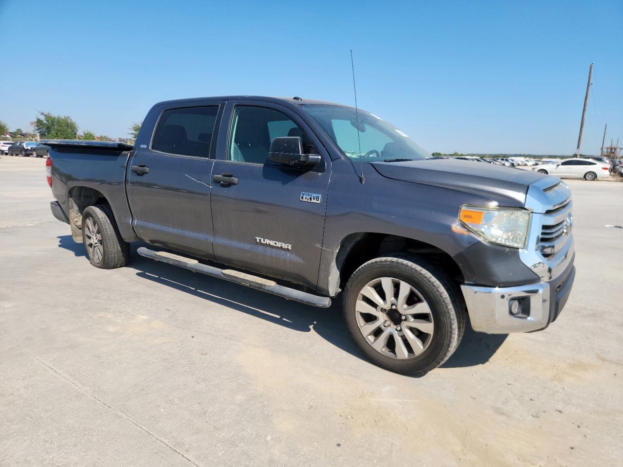 2016 TOYOTA TUNDRA