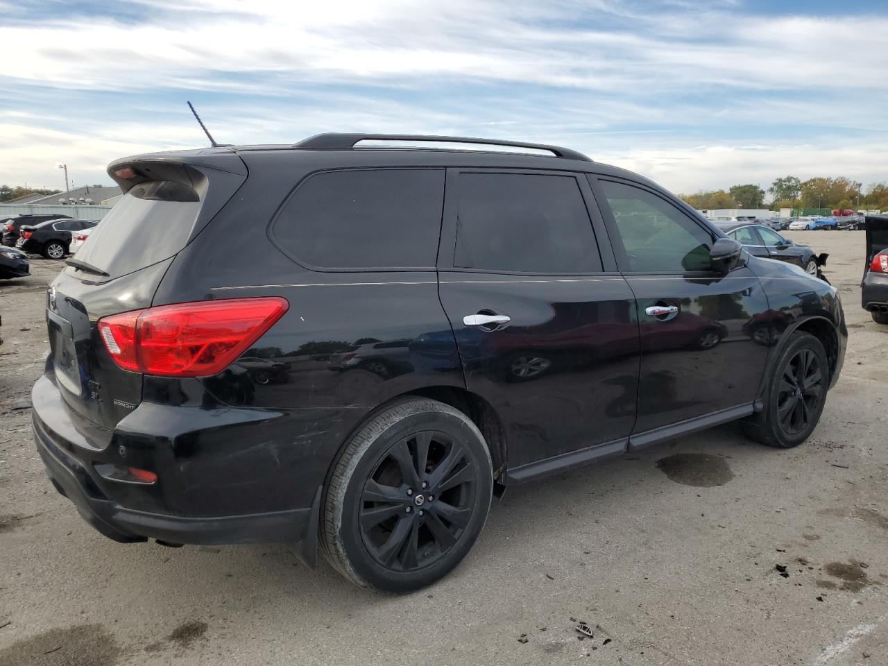 2018 NISSAN PATHFINDER