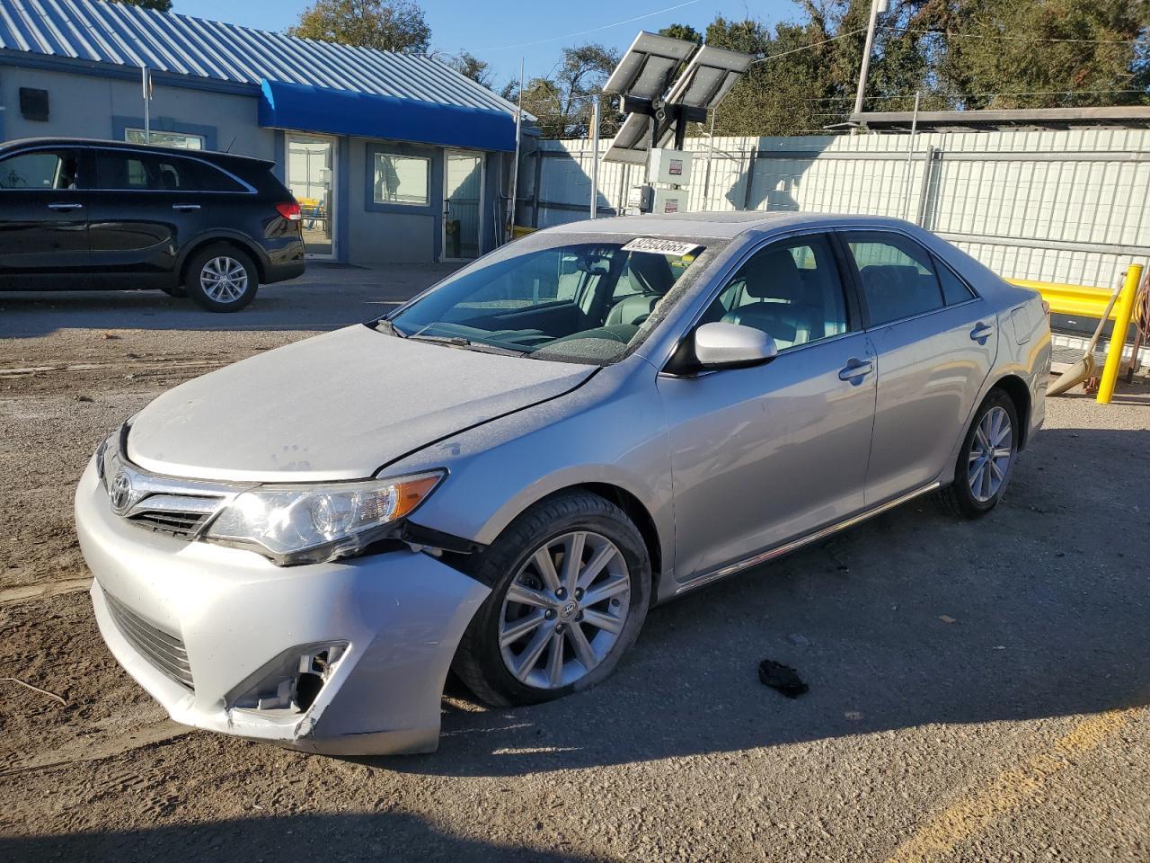 2014 TOYOTA CAMRY