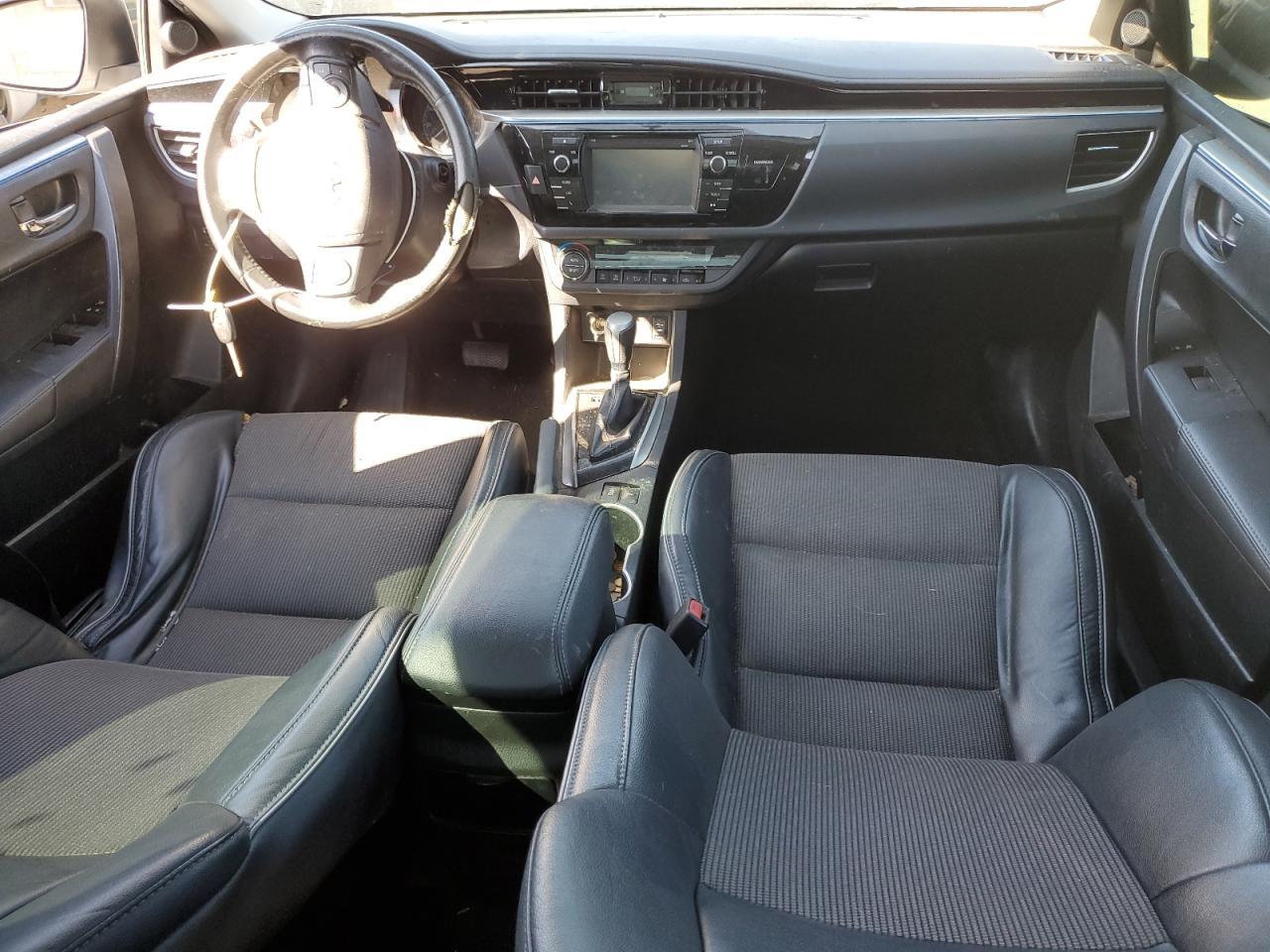 2015 TOYOTA COROLLA