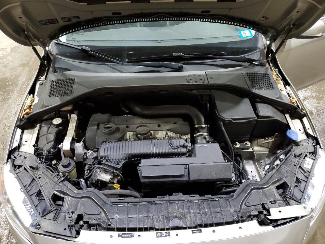 2014 VOLVO S60