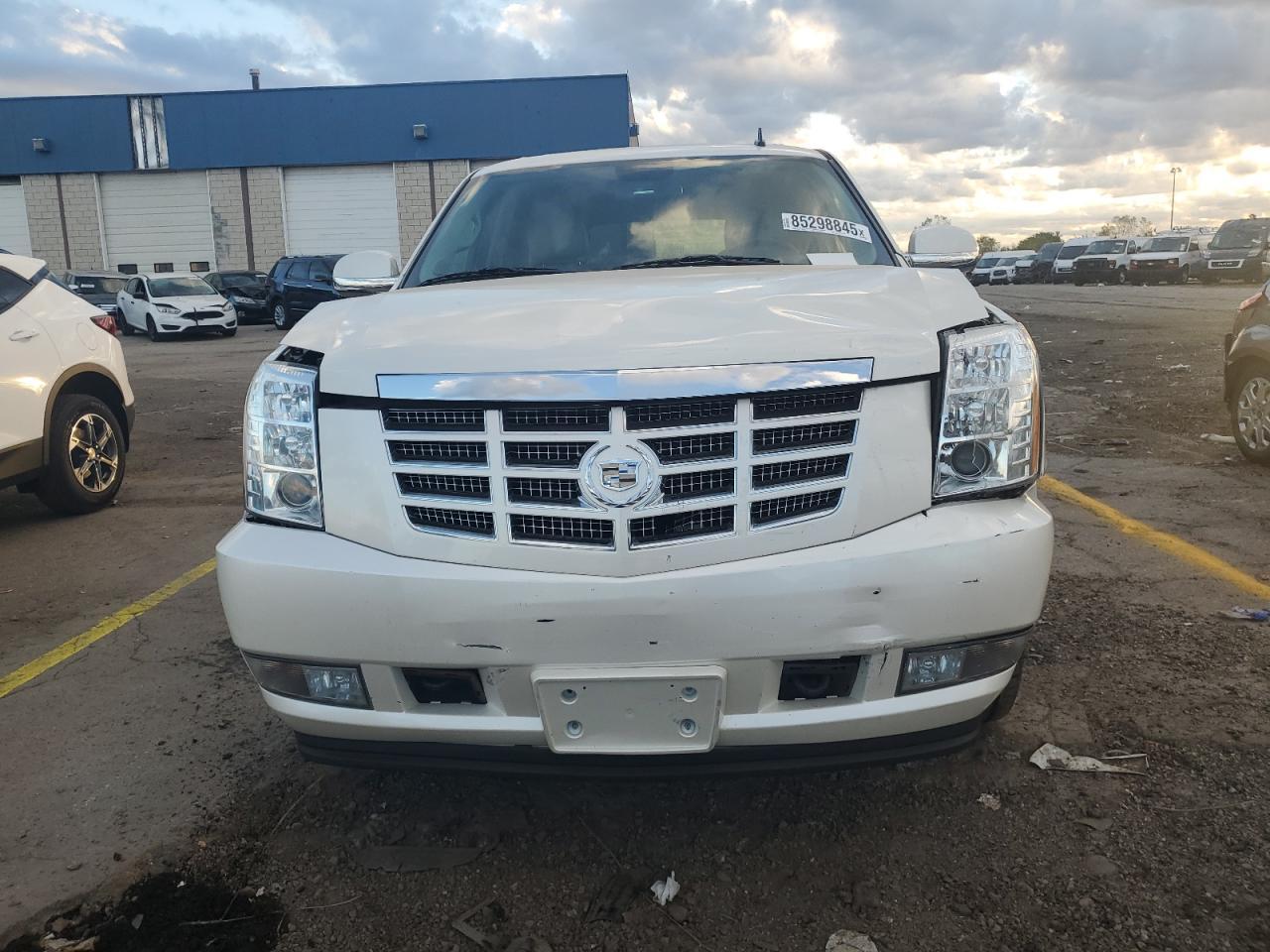 2011 CADILLAC ESCALADE
