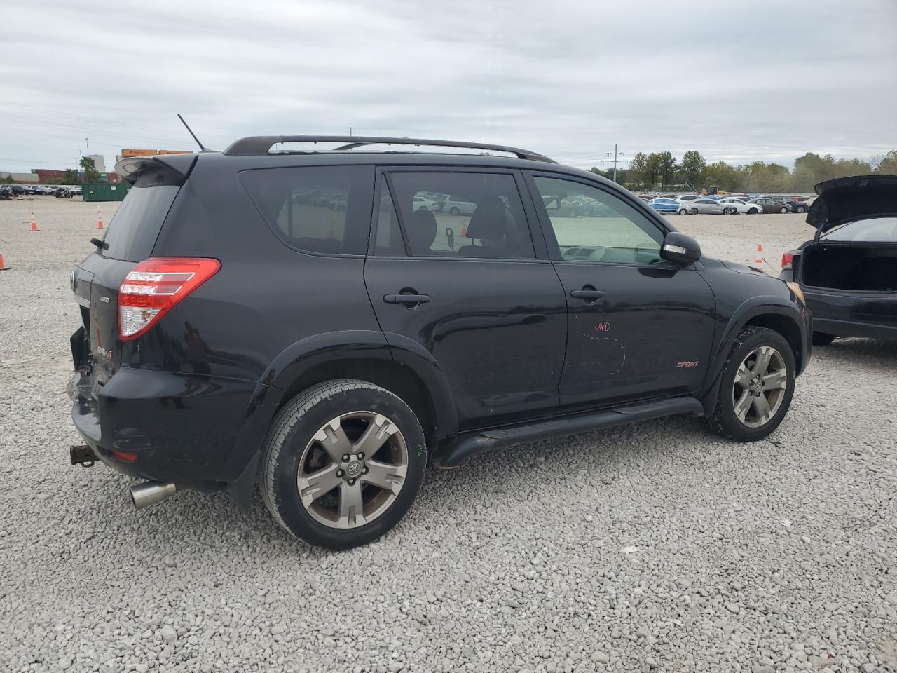 2011 TOYOTA RAV4