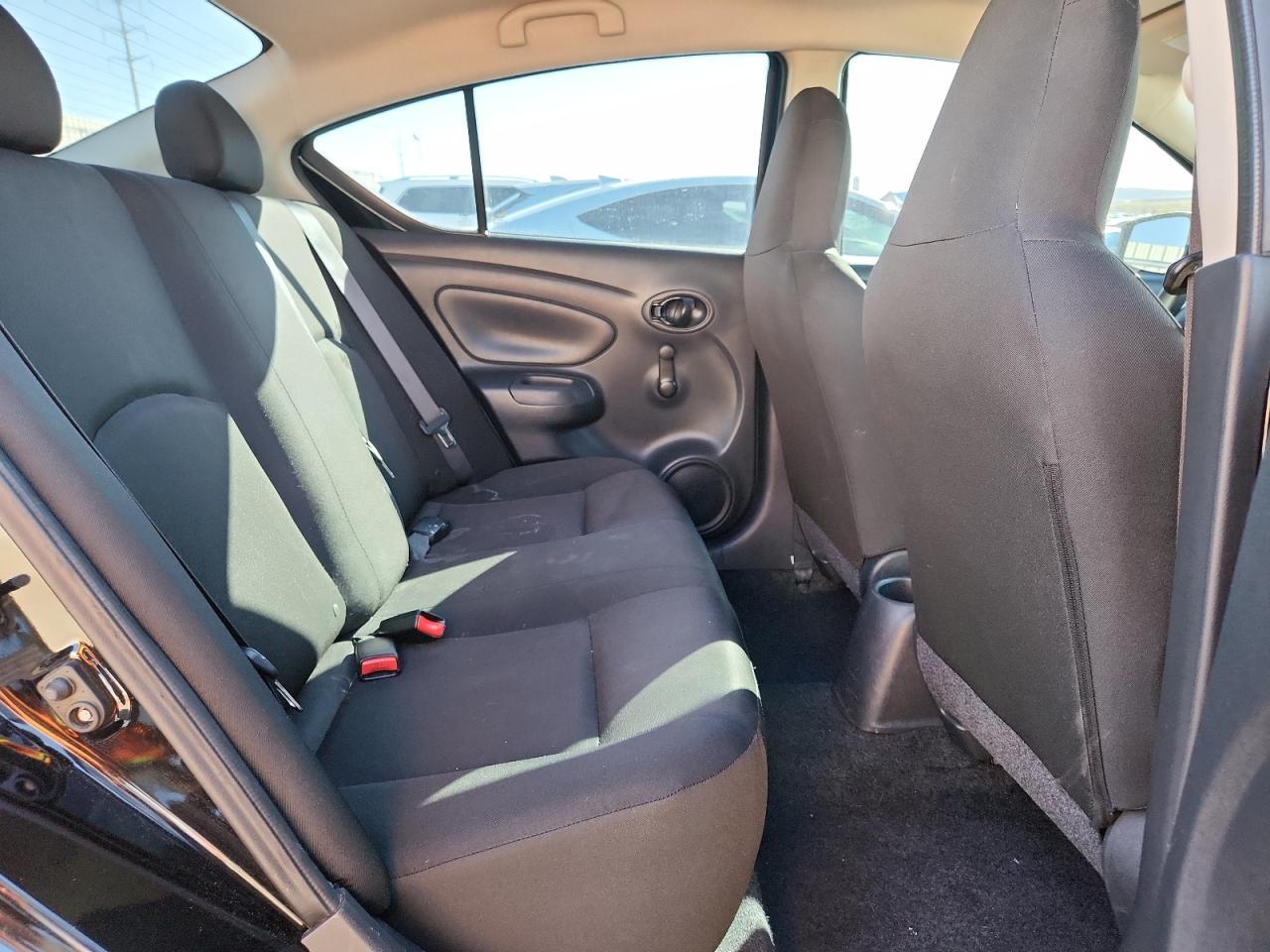 2017 NISSAN VERSA