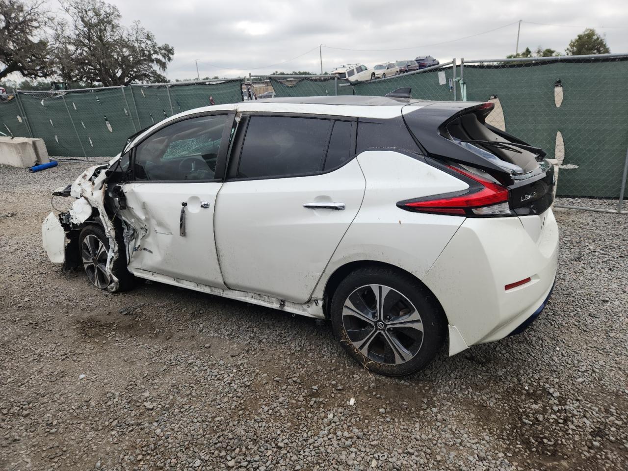2019 NISSAN LEAF