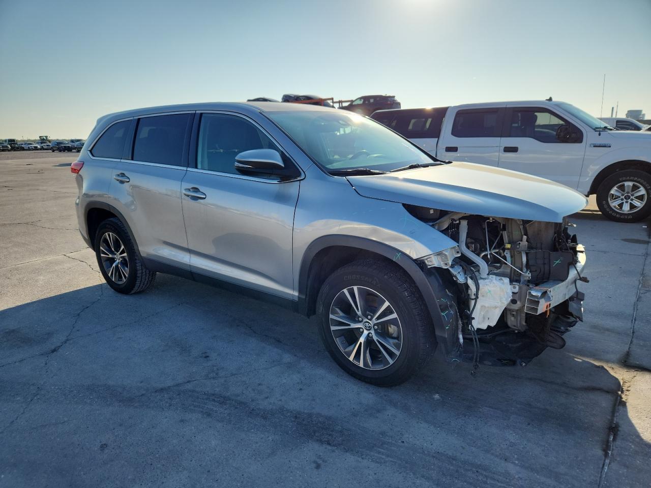 2019 TOYOTA HIGHLANDER