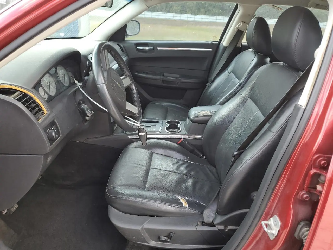2010 CHRYSLER 300