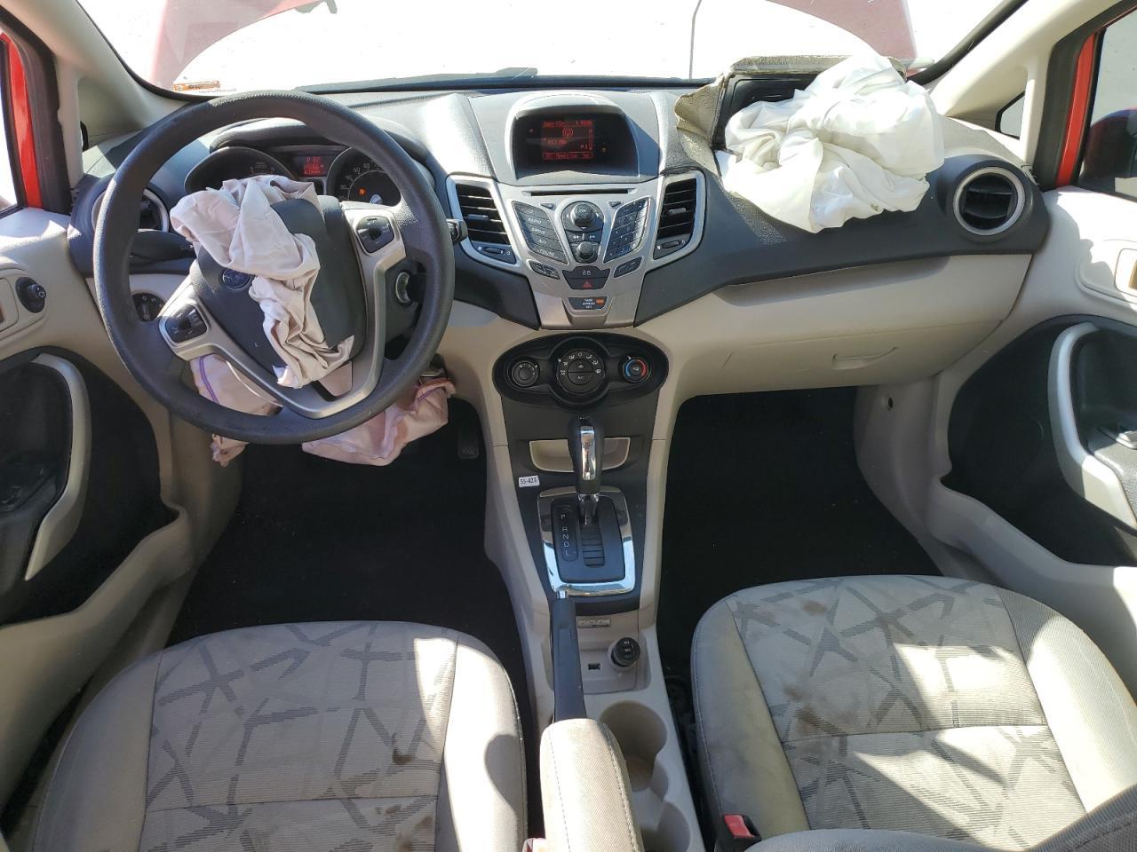 2014 FORD Fiesta