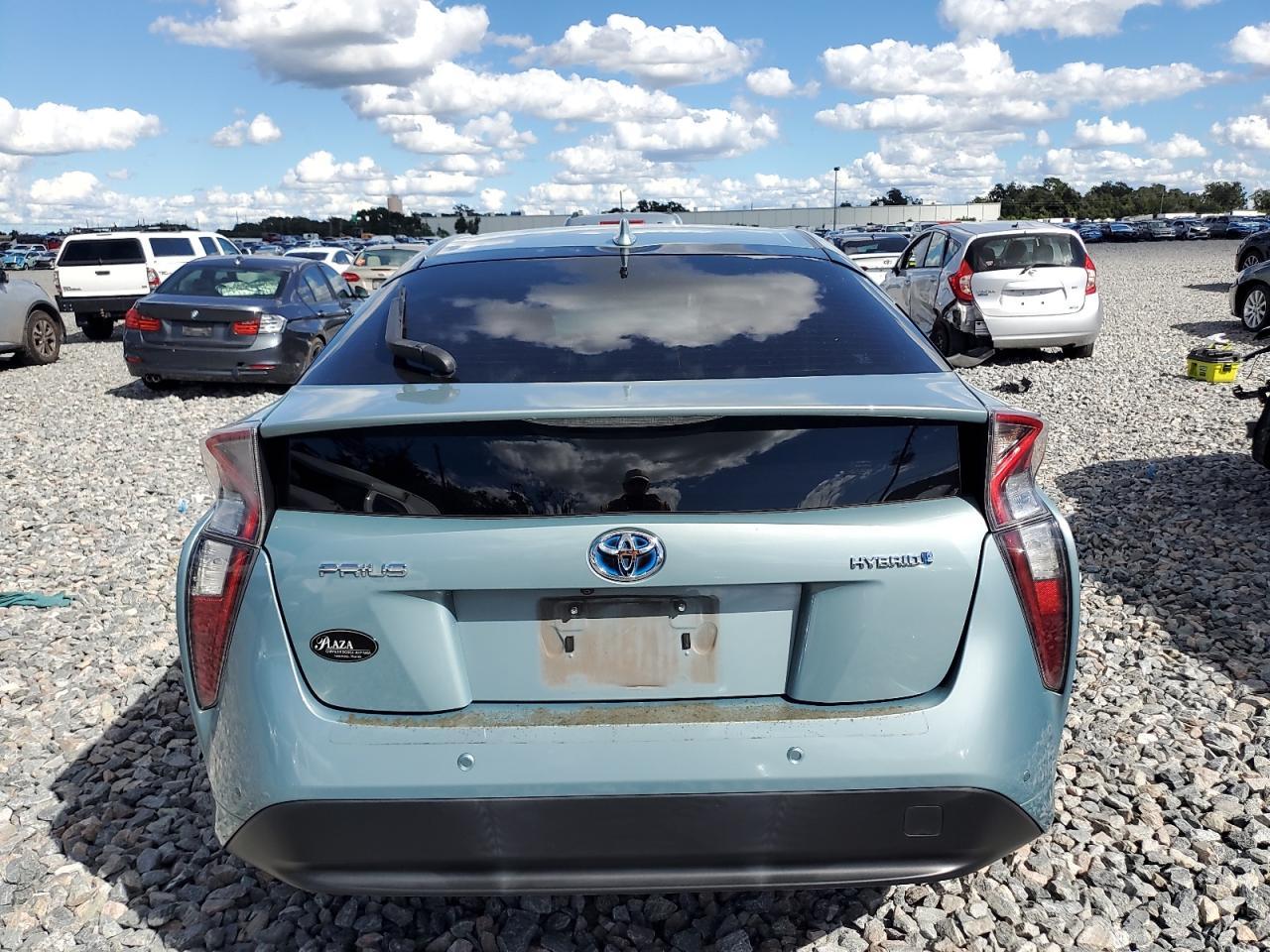 2017 TOYOTA PRIUS