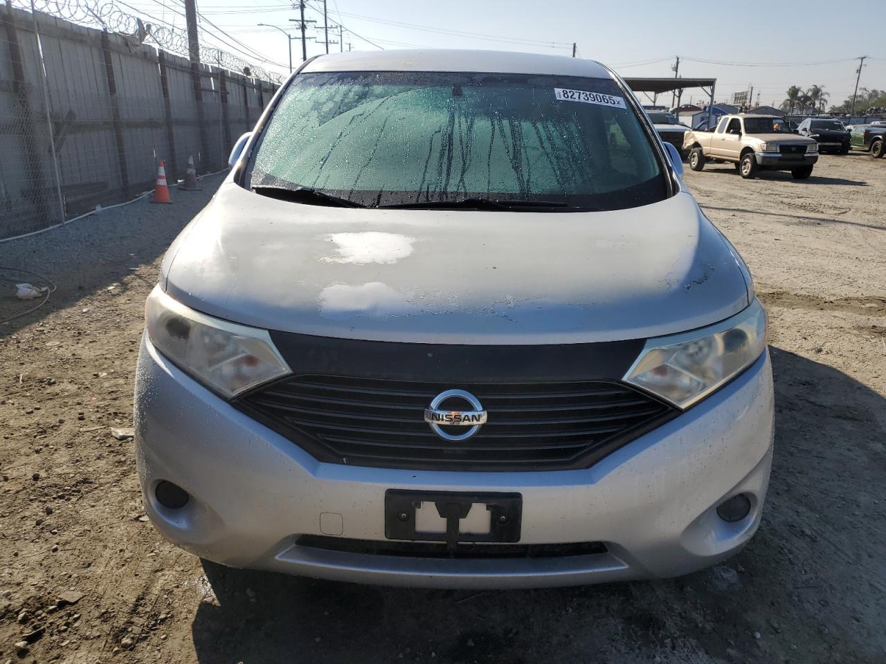 2015 NISSAN Quest