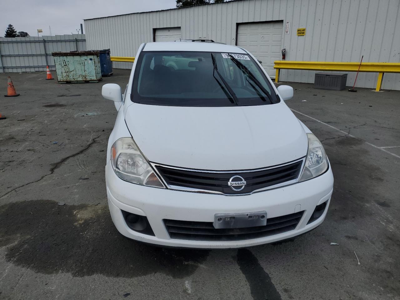2010 NISSAN VERSA