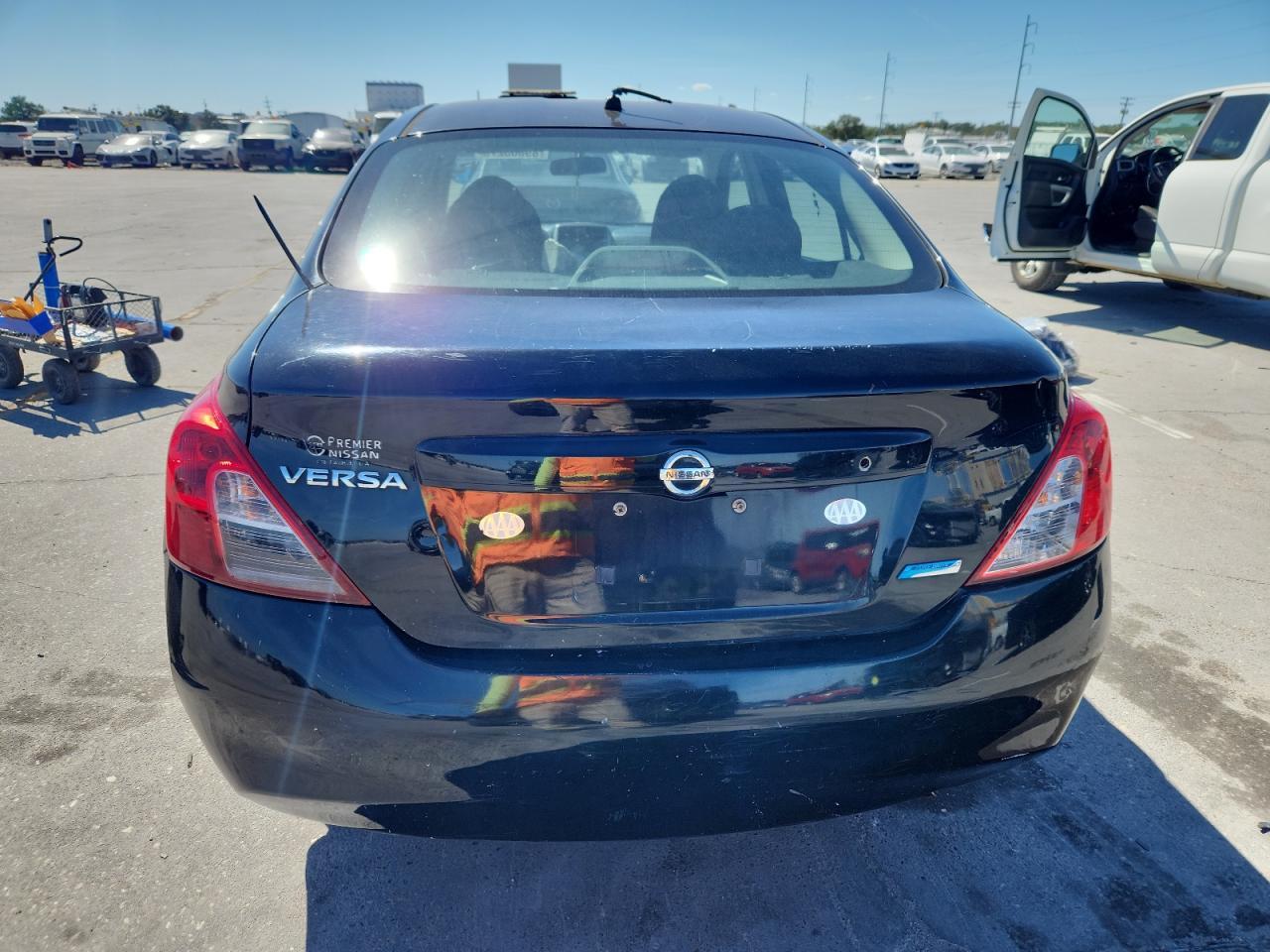 2014 NISSAN VERSA