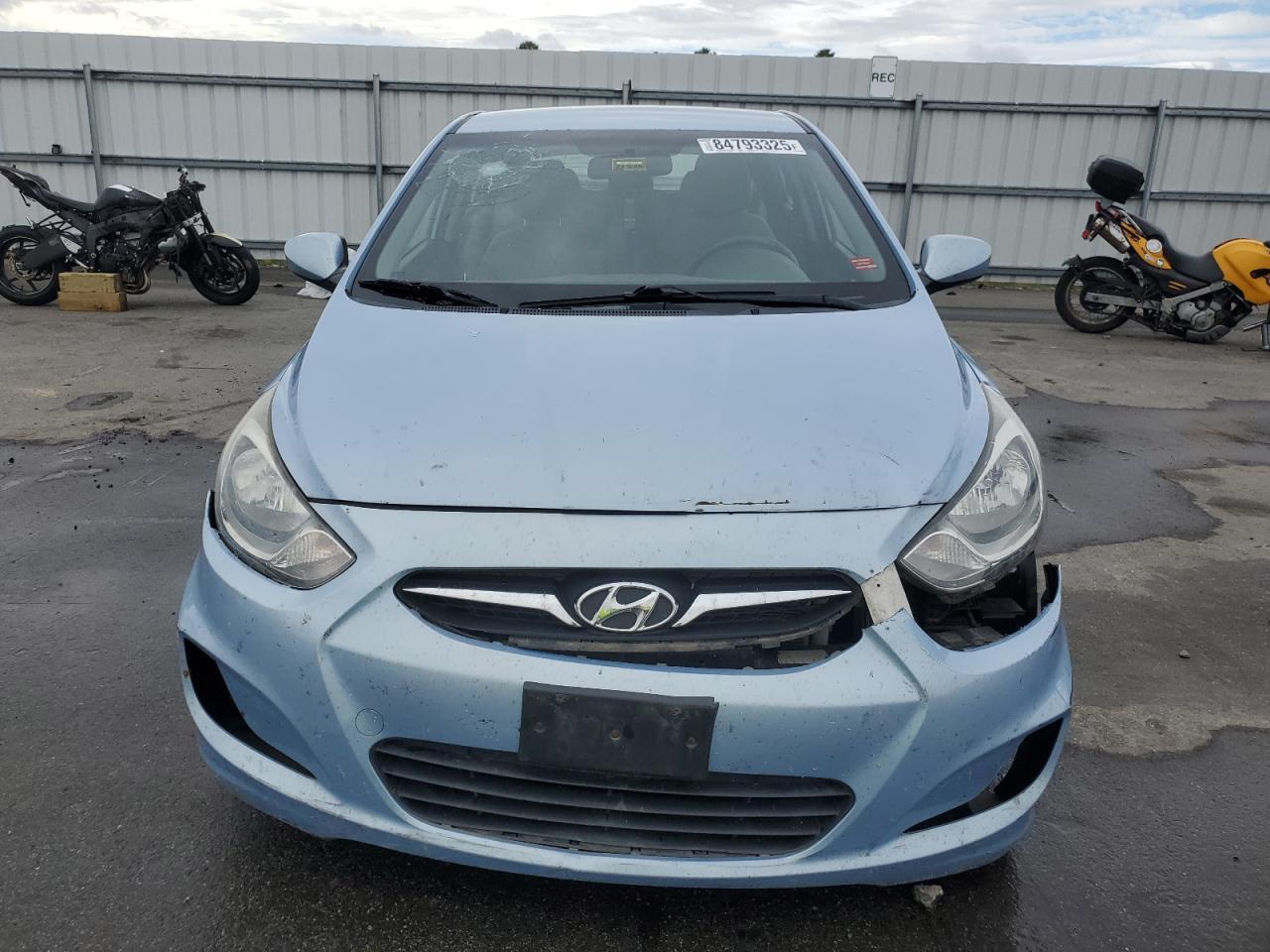 2012 HYUNDAI ACCENT