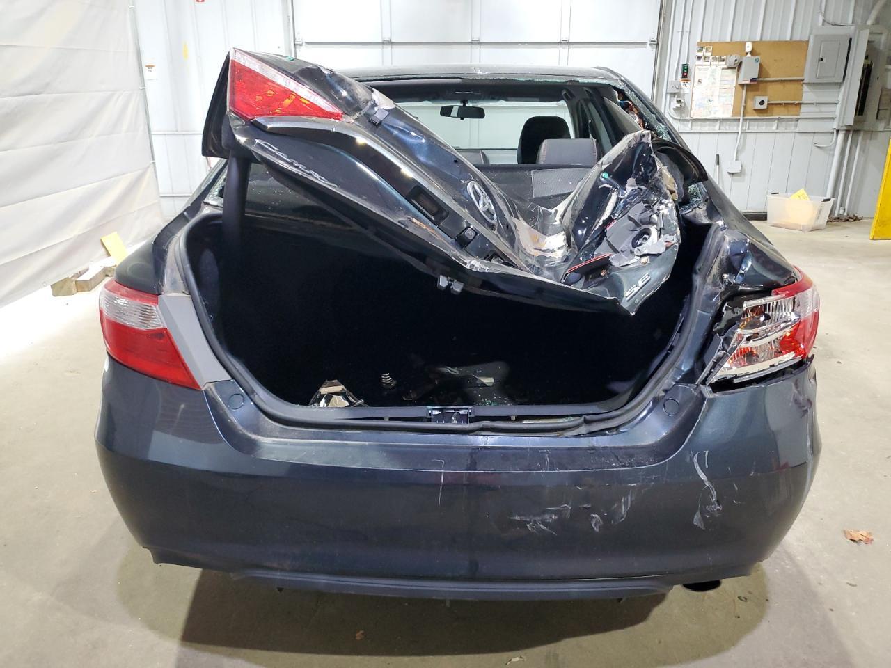 2015 TOYOTA CAMRY