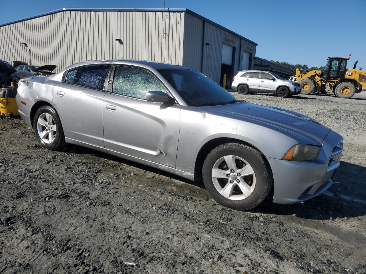 2011 DODGE CHARGER