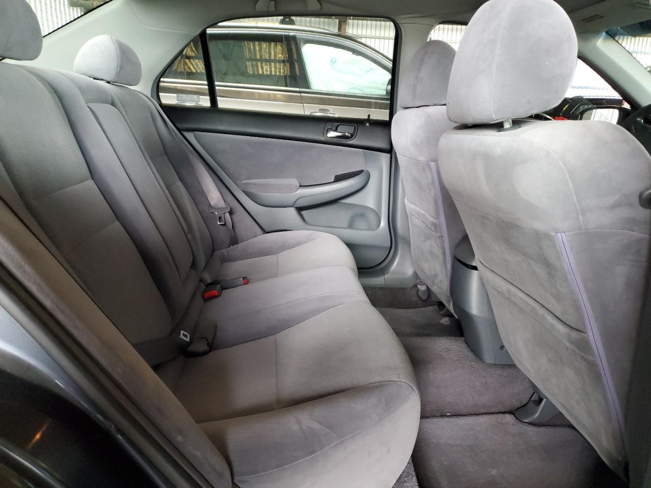 2004 HONDA ACCORD