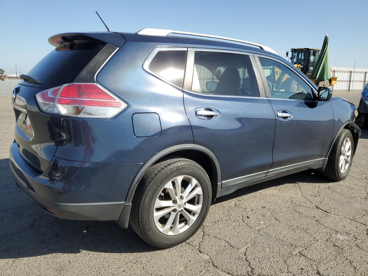 2016 NISSAN ROGUE