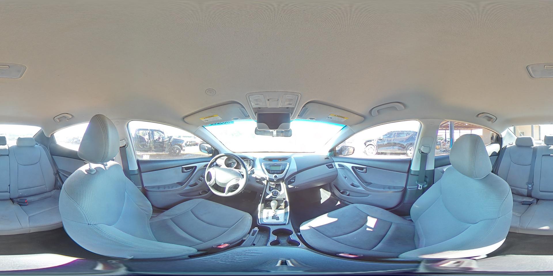 2012 HYUNDAI ELANTRA