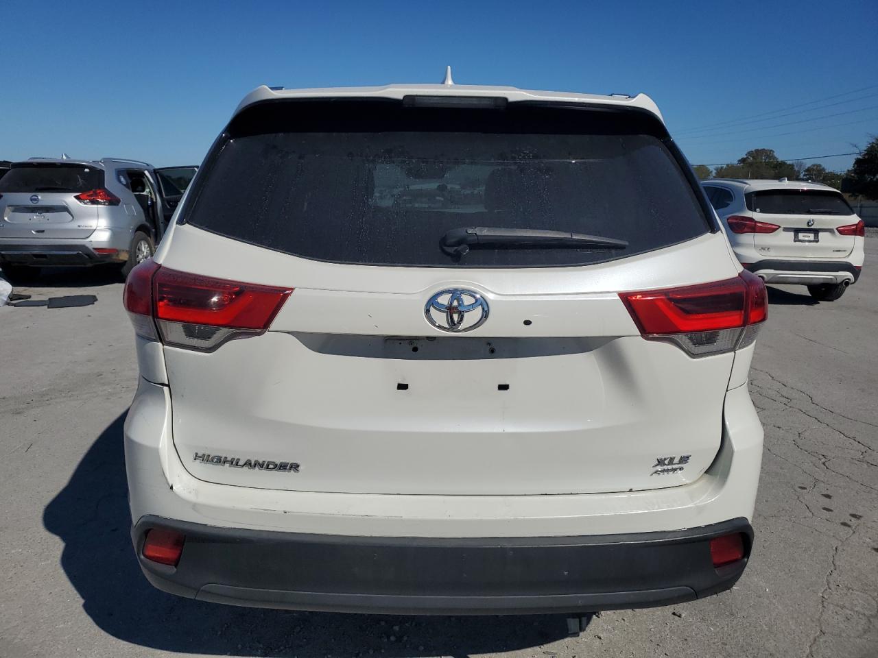 2019 TOYOTA HIGHLANDER