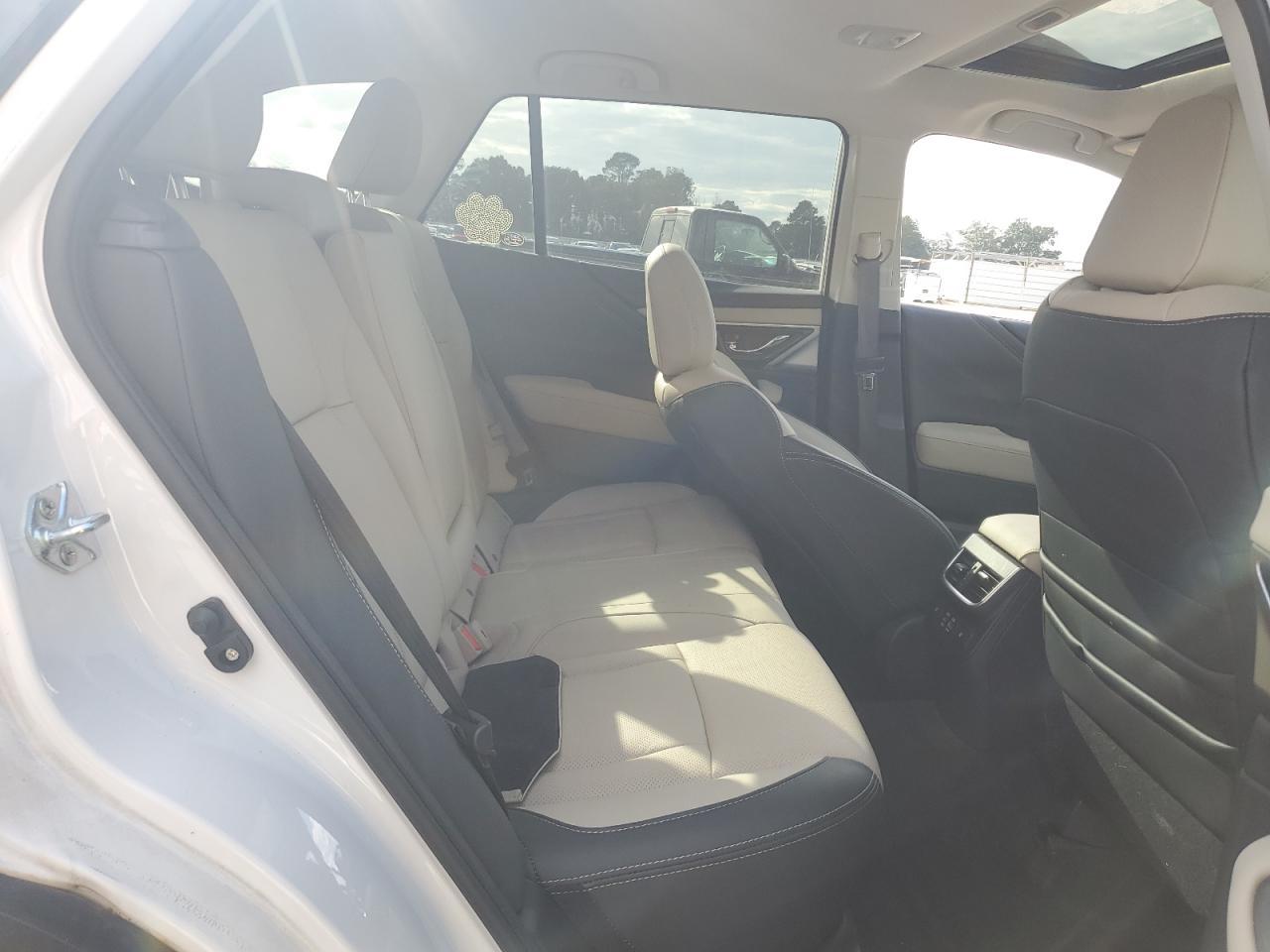 2023 SUBARU Outback
