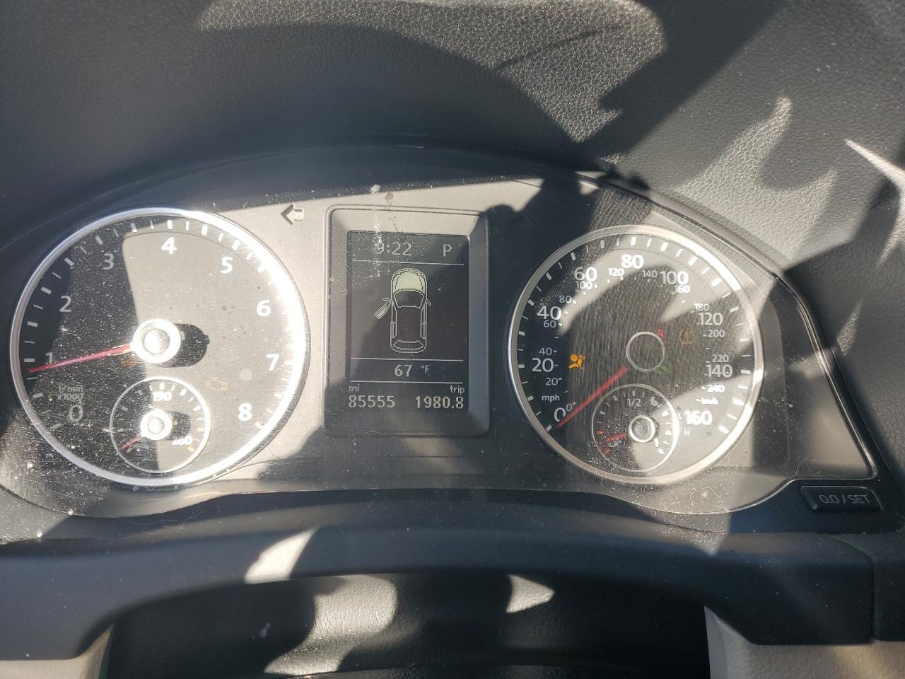 2016 VOLKSWAGEN TIGUAN