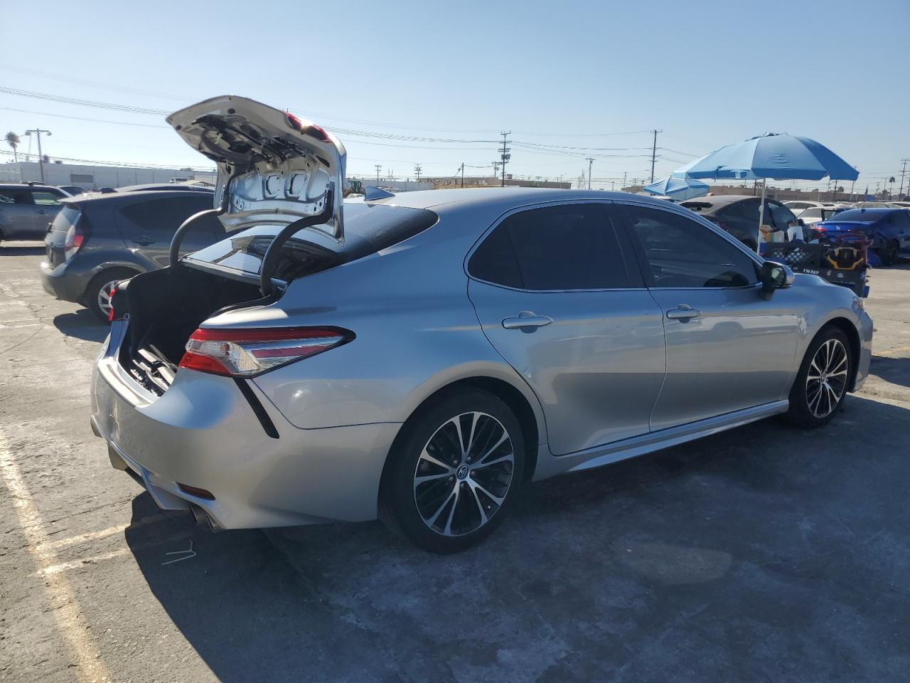 2019 TOYOTA CAMRY