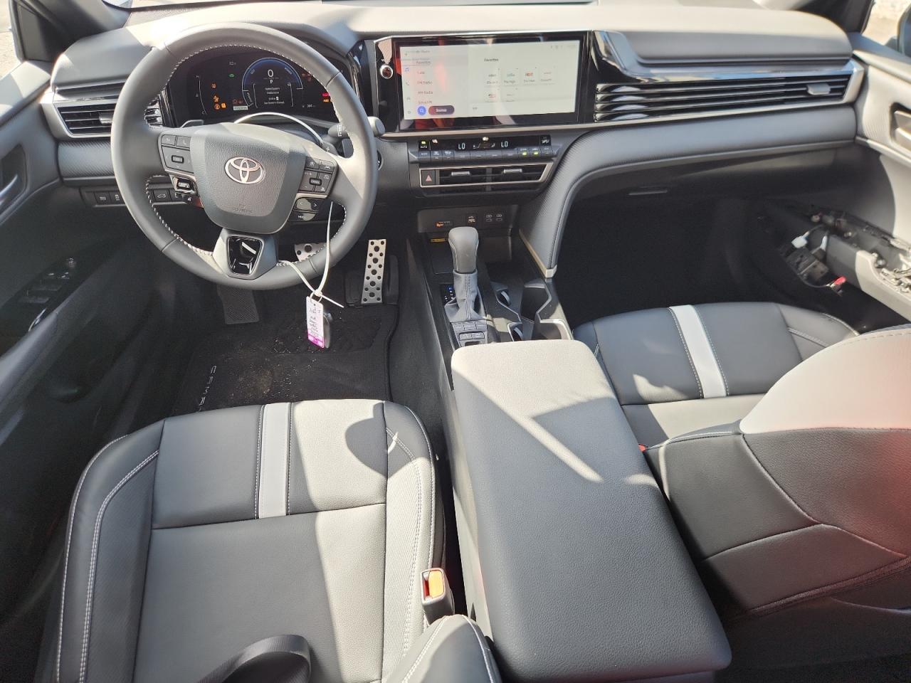 2025 TOYOTA CAMRY