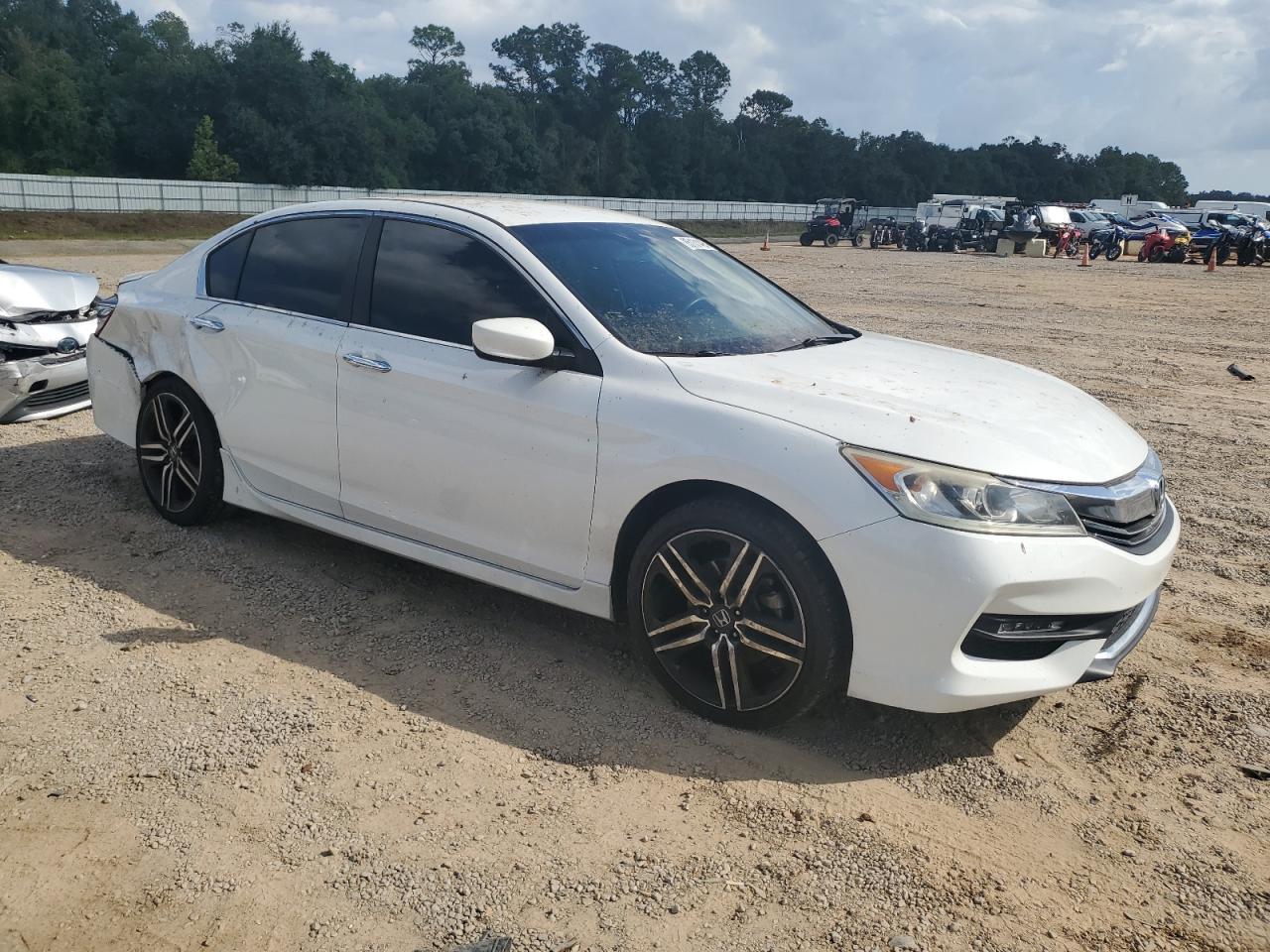 2017 HONDA ACCORD