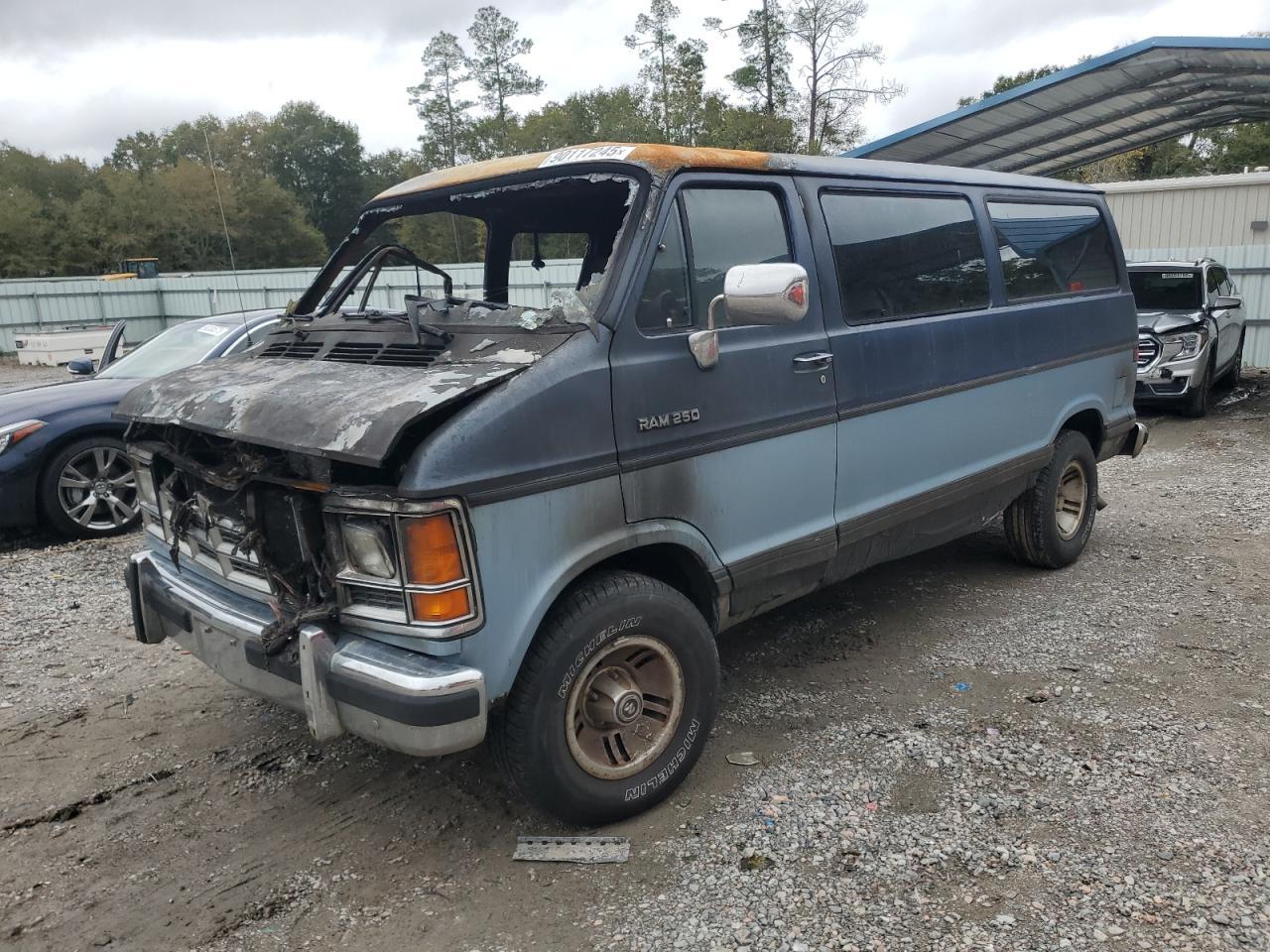 1992 DODGE Ram Wagon