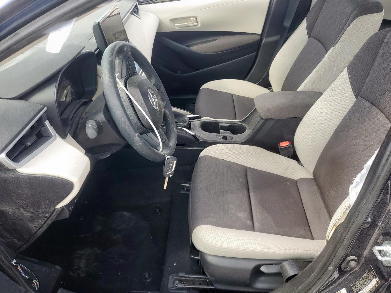 2025 TOYOTA COROLLA