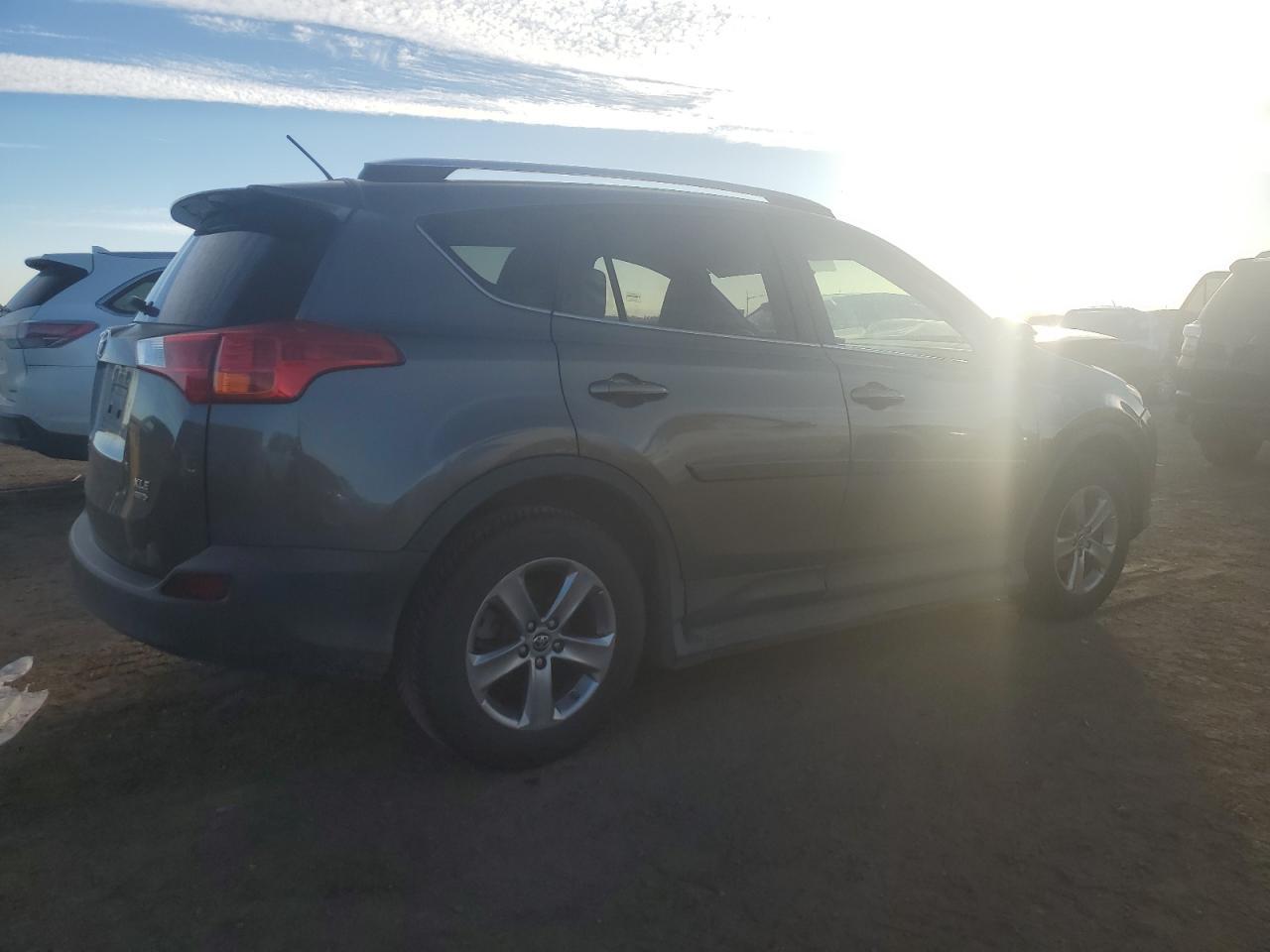2015 TOYOTA RAV4