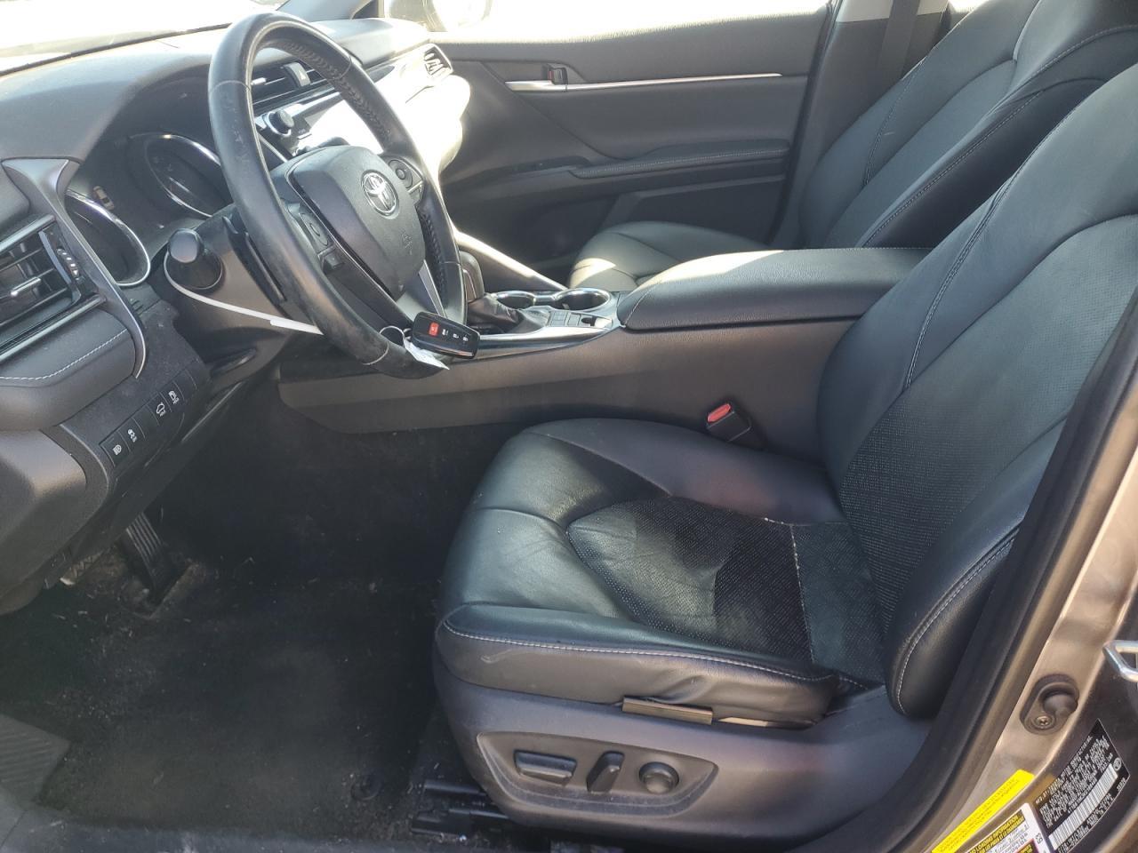 2019 TOYOTA CAMRY