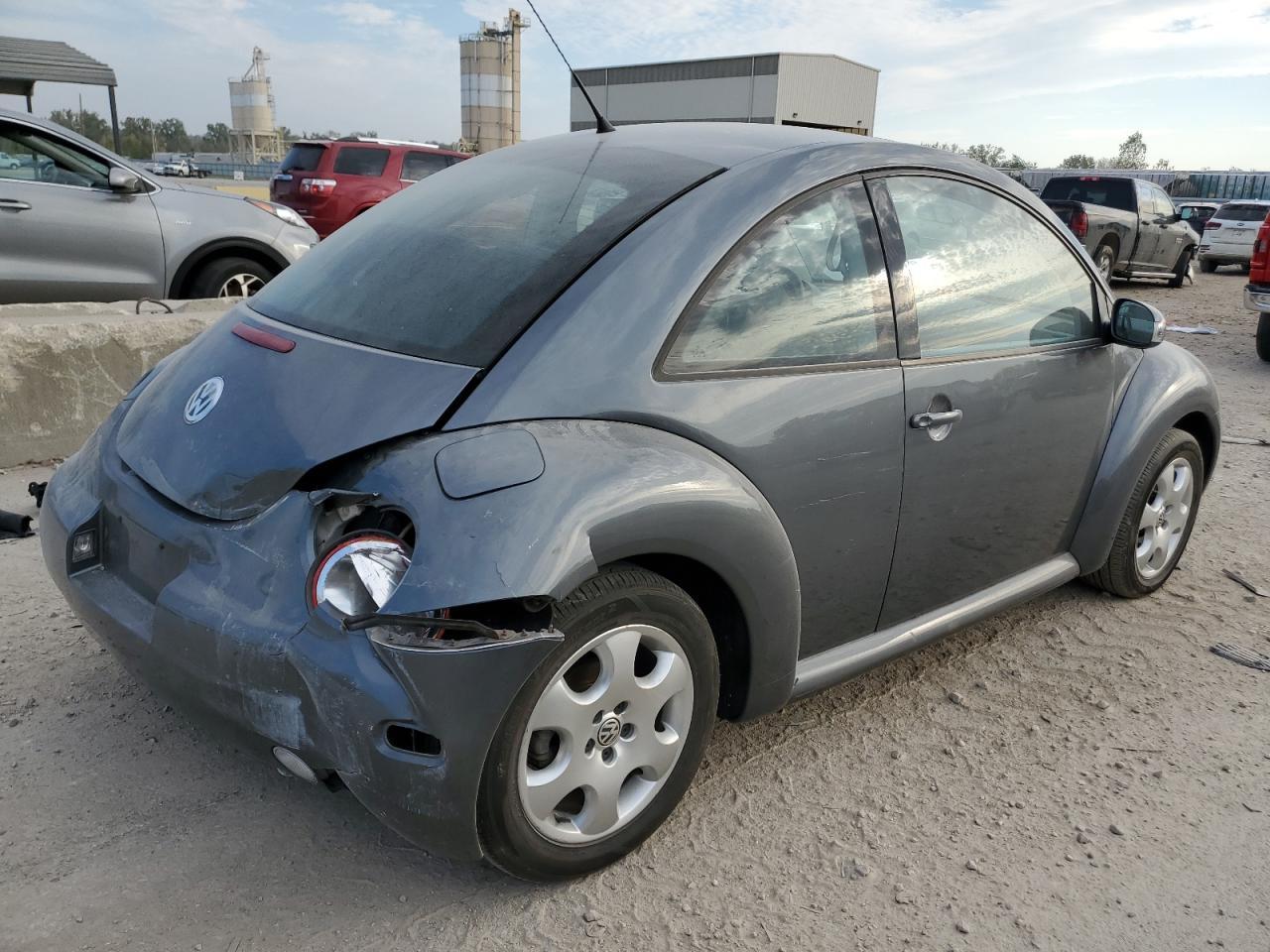 2003 VOLKSWAGEN Beetle