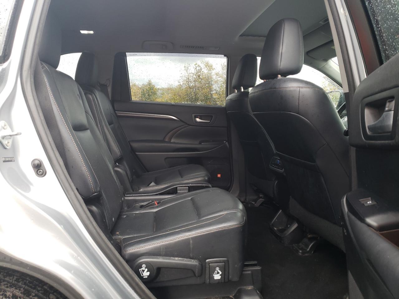 2014 TOYOTA HIGHLANDER