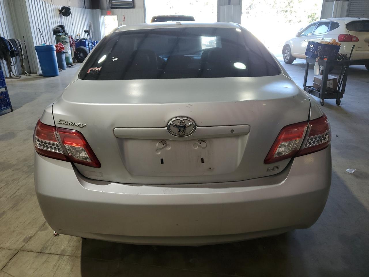 2010 TOYOTA CAMRY
