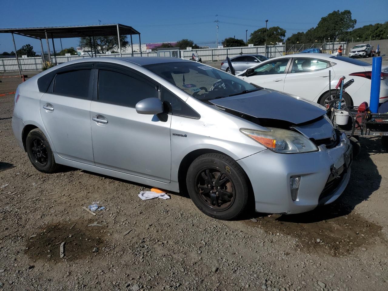 2015 TOYOTA PRIUS