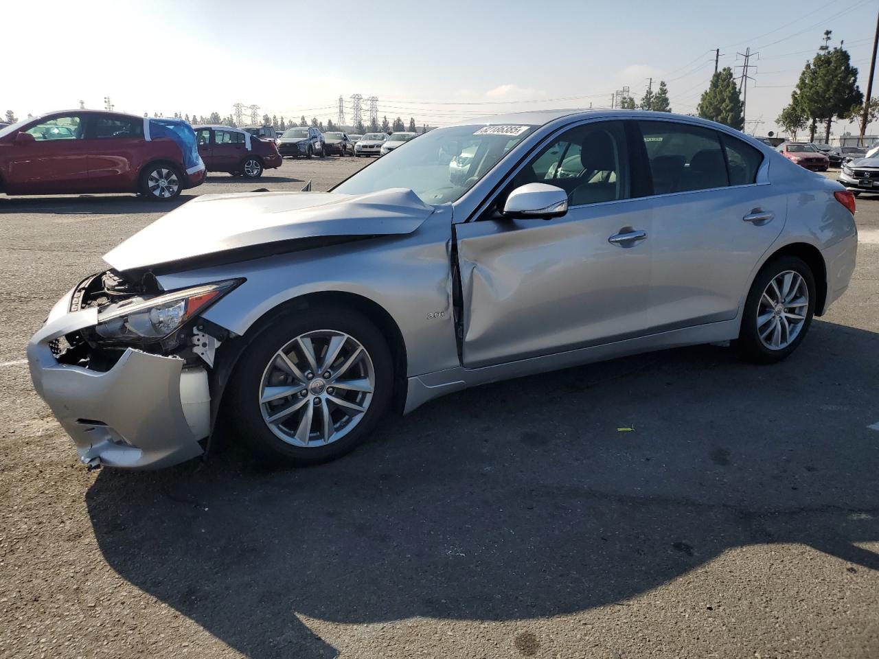 2016 INFINITI Q50