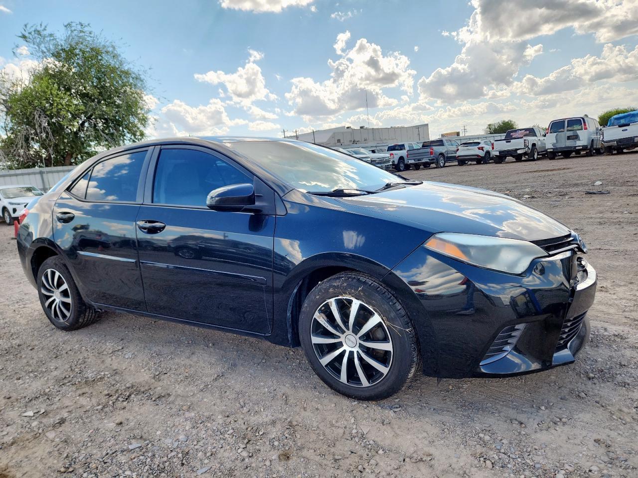 2016 TOYOTA COROLLA